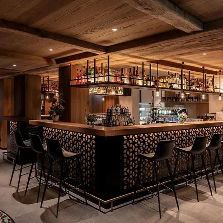 Hotel Zermama 4*